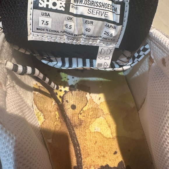 Osiris Black and White Striped Sneakers - Picture 5 of 9